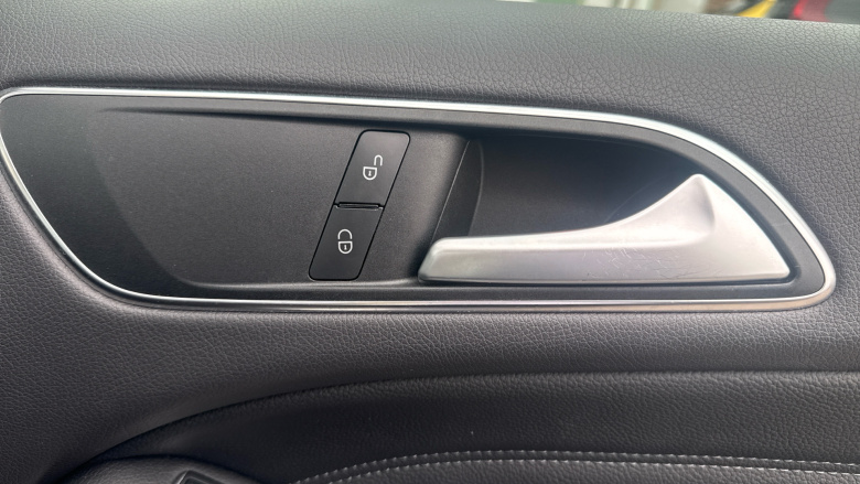 Mercedes-Benz B-Class B200d Sport Premium 5dr Auto Diesel Hatchback